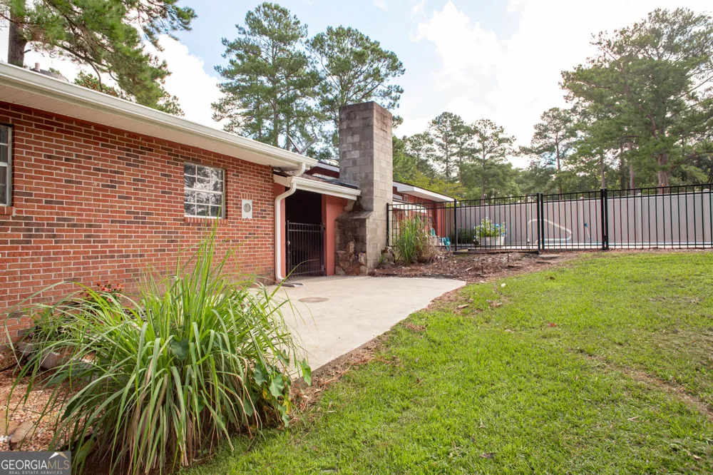 9890 Central AVE Waycross, GA 31503