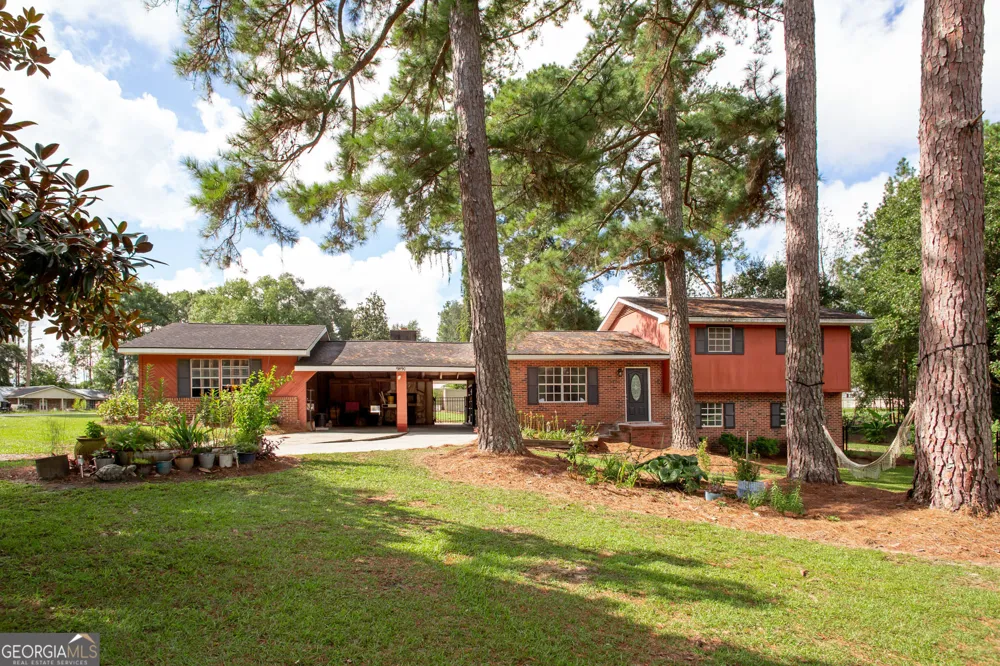 9890 Central AVE Waycross, GA 31503