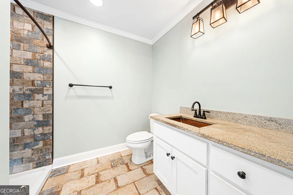 1 Legacy LN Hartwell, GA 30643