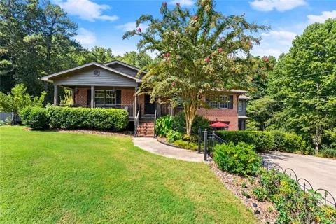 2905 Lanier Beach South Road