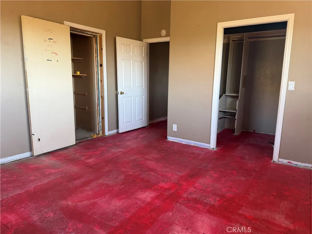 22300 Juniper Perris, CA 92570