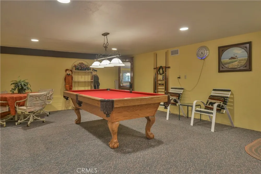 26472 Hillcrest Lake Arrowhead, CA 92352