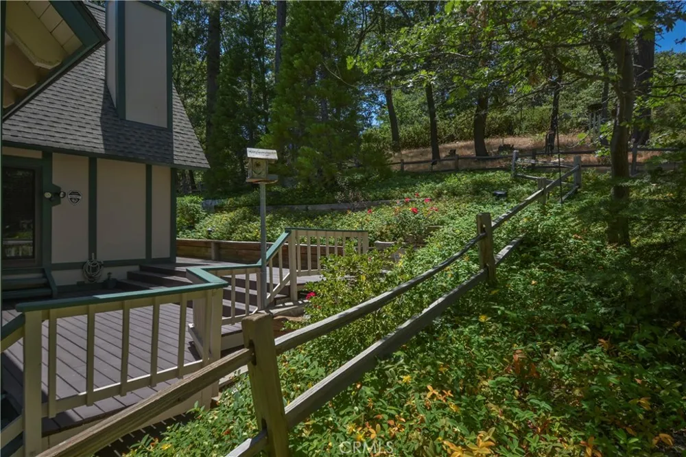 26472 Hillcrest Lake Arrowhead, CA 92352