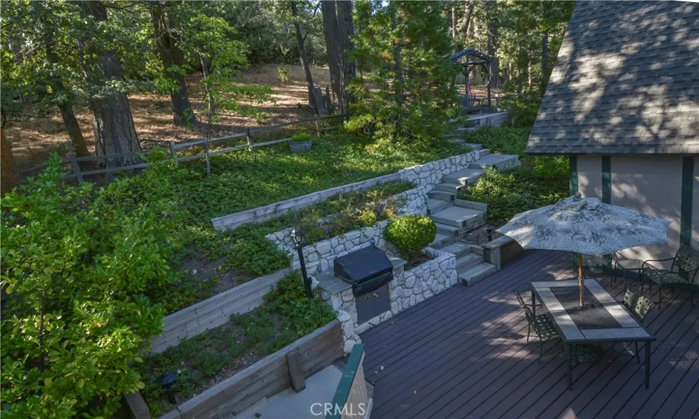 26472 Hillcrest Lake Arrowhead, CA 92352