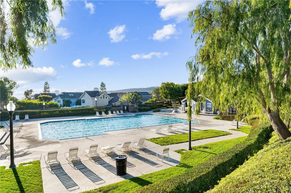 18 Byron Close Laguna Niguel, CA 92677