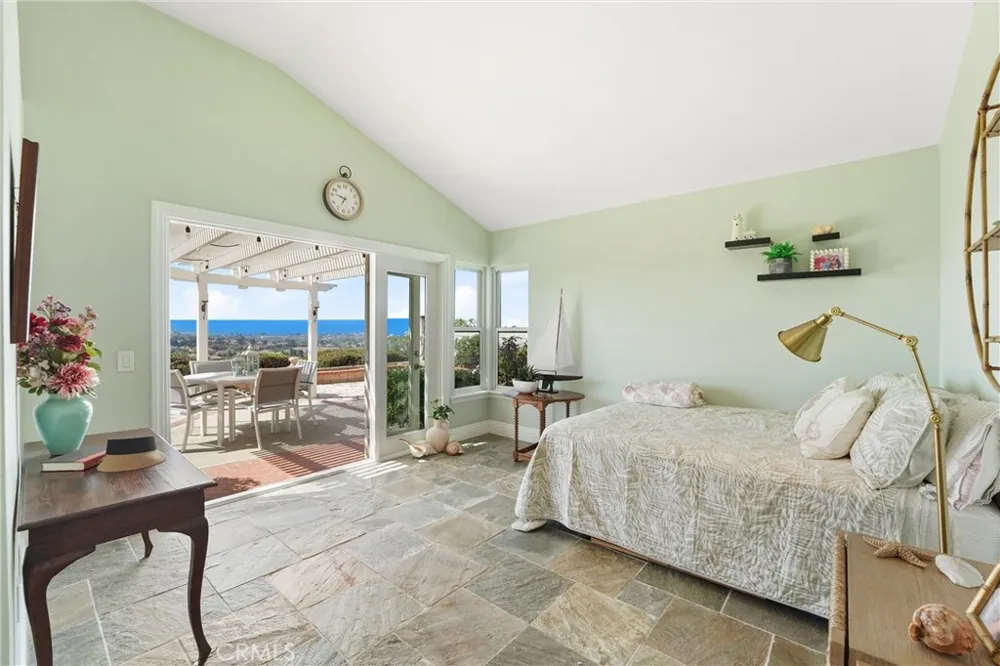 18 Byron Close Laguna Niguel, CA 92677