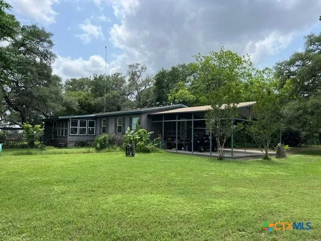1037 Noll Road Meyersville, TX 77974