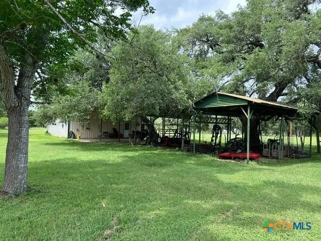 1037 Noll Road Meyersville, TX 77974