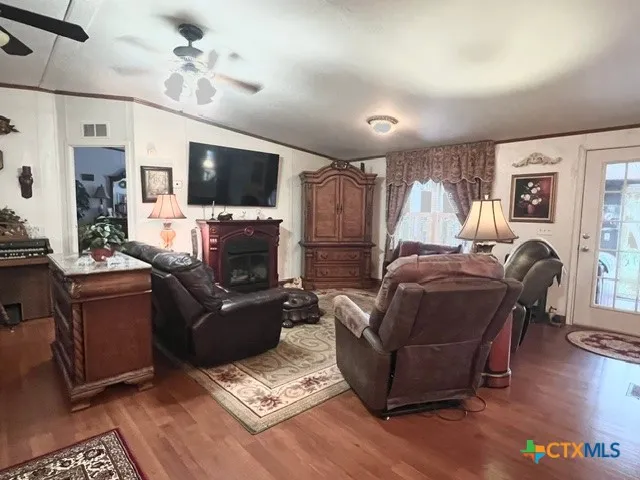 1037 Noll Road Meyersville, TX 77974