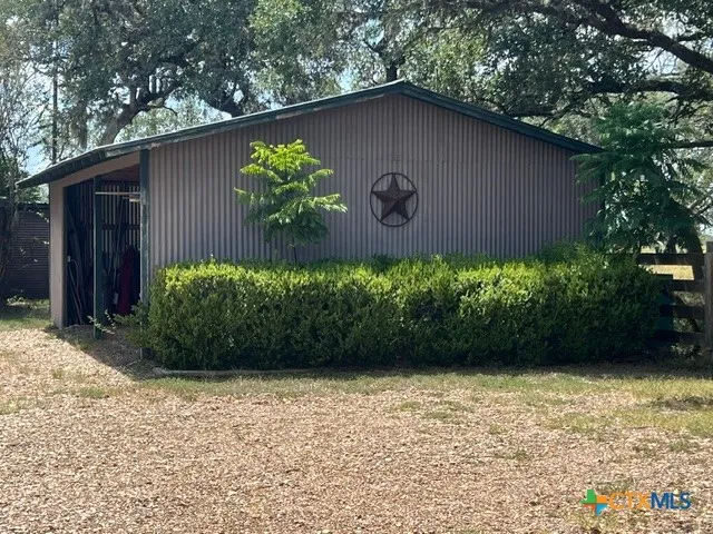 1037 Noll Road Meyersville, TX 77974