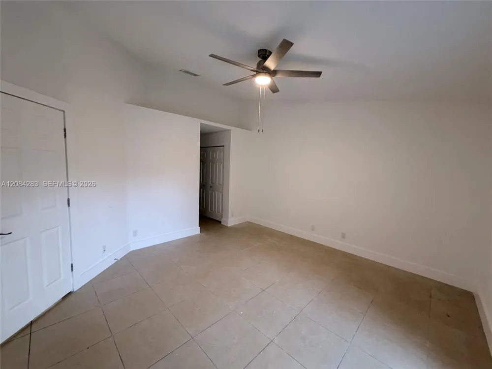 11085 NW 38th Pl Sunrise, FL 33351