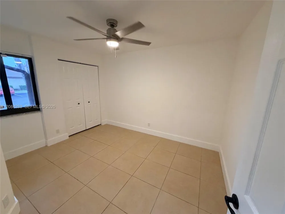 11085 NW 38th Pl Sunrise, FL 33351