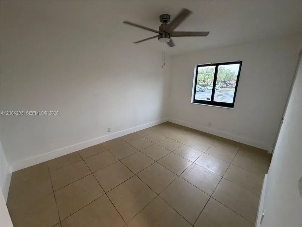 11085 NW 38th Pl Sunrise, FL 33351