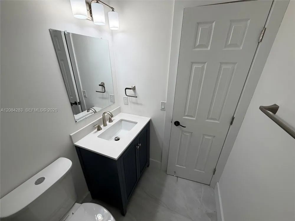 11085 NW 38th Pl Sunrise, FL 33351