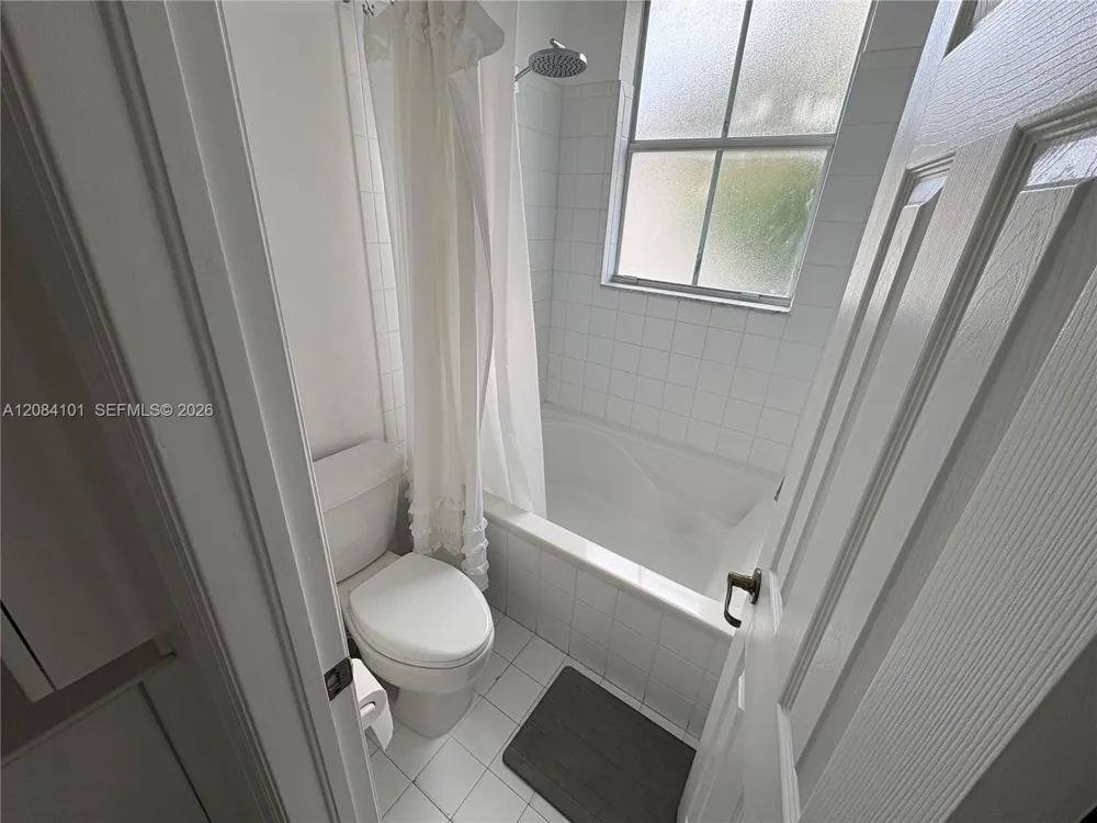 8108 NW 108th Ct Doral, FL 33178