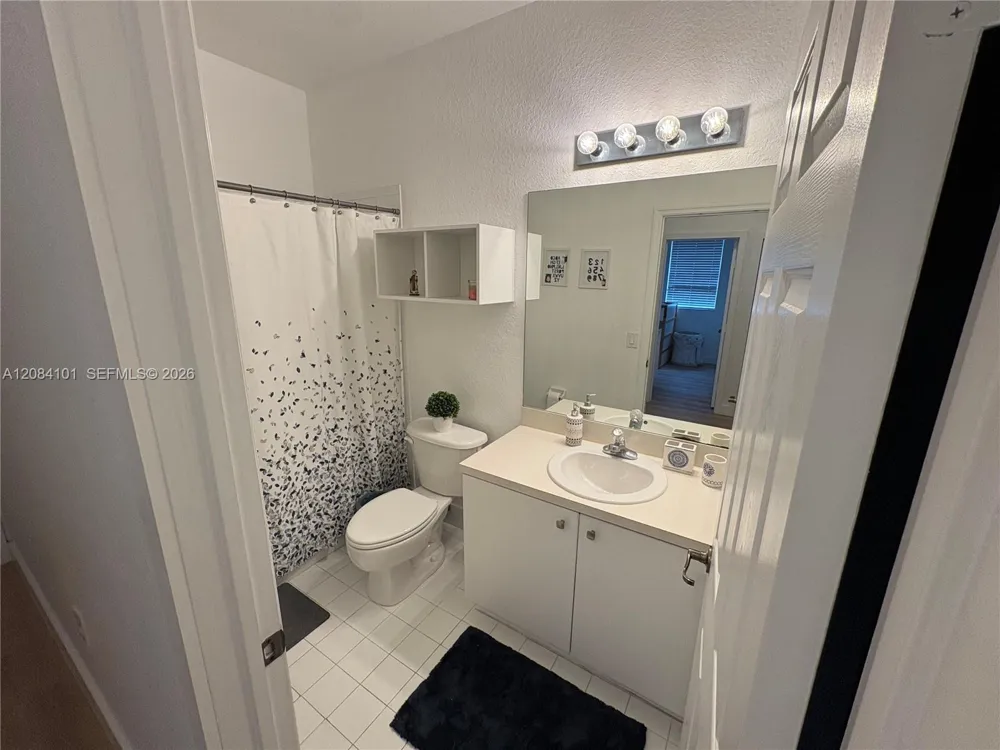 8108 NW 108th Ct Doral, FL 33178