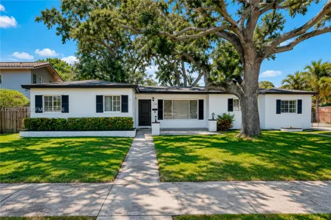 3610 SW 106th Ave