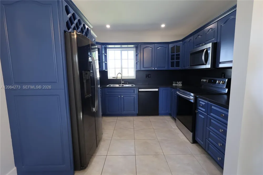 3610 SW 106th Ave Miami, FL 33165