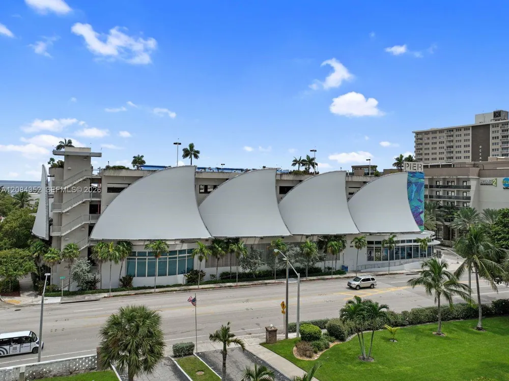 201 Ocean Blvd #801 Pompano Beach, FL 33062
