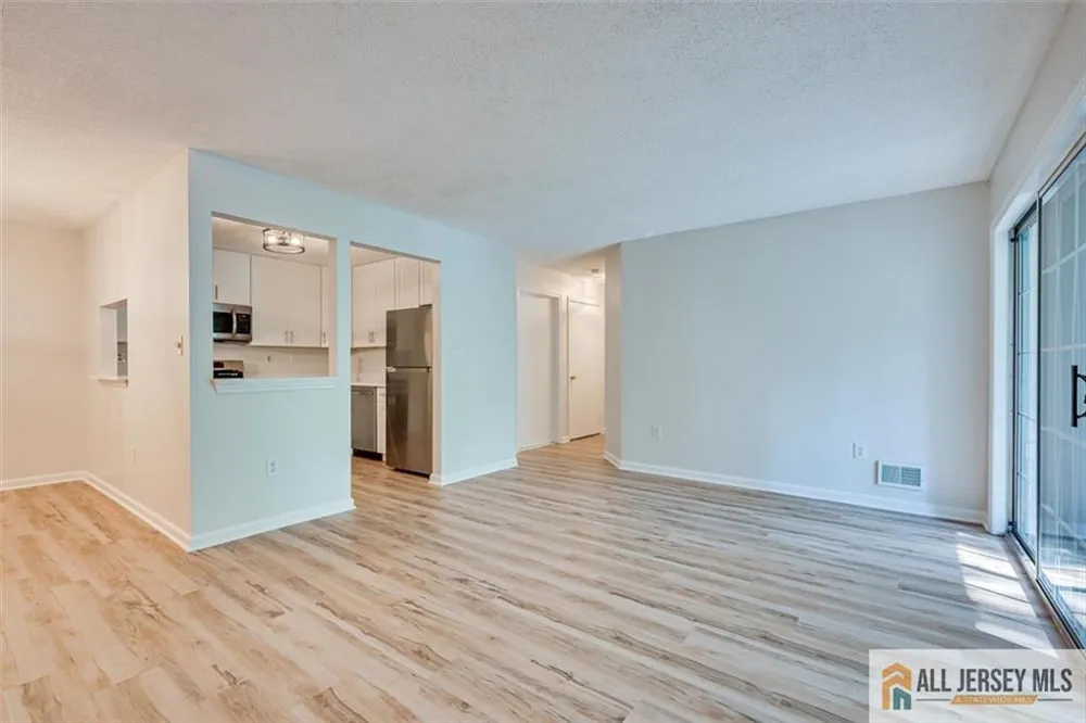 14 Sheffield Court North Brunswick, NJ 08902