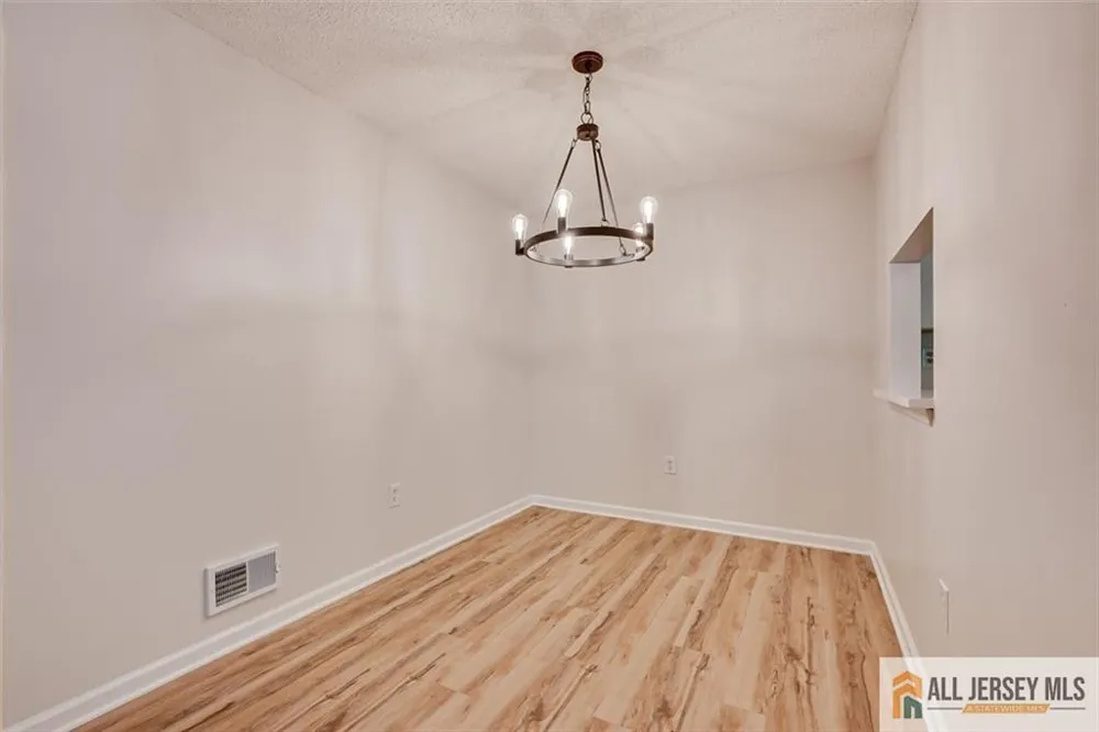 14 Sheffield Court North Brunswick, NJ 08902