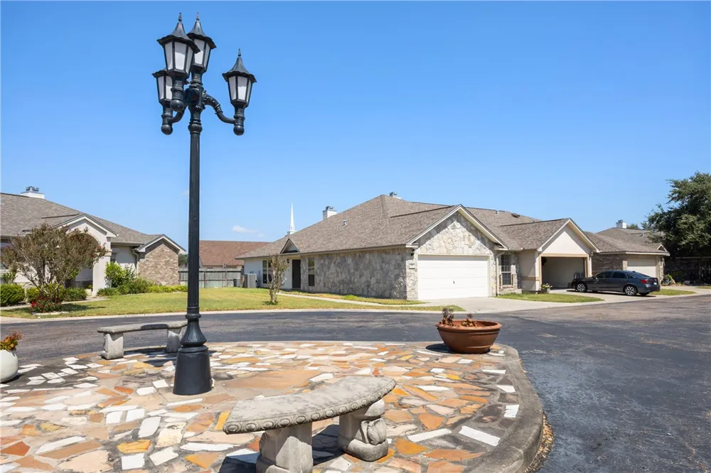 6653 Downing Street #12 Corpus Christi, TX 78414