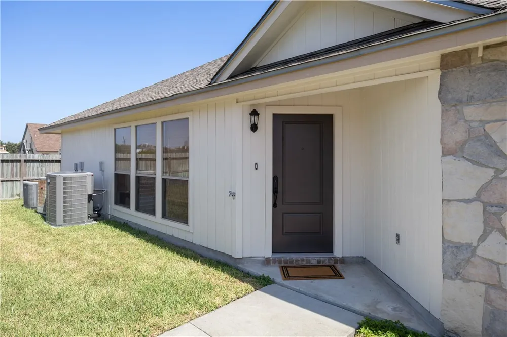 6653 Downing Street #12 Corpus Christi, TX 78414