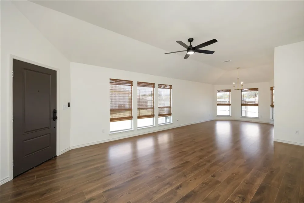 6653 Downing Street #12 Corpus Christi, TX 78414