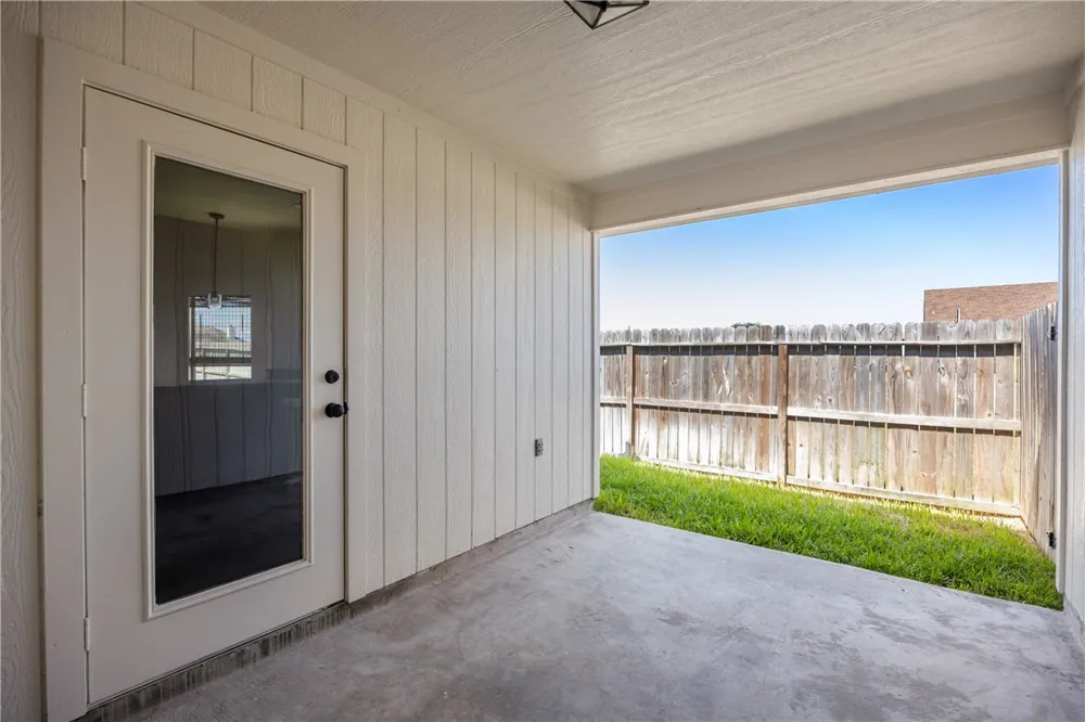6653 Downing Street #12 Corpus Christi, TX 78414