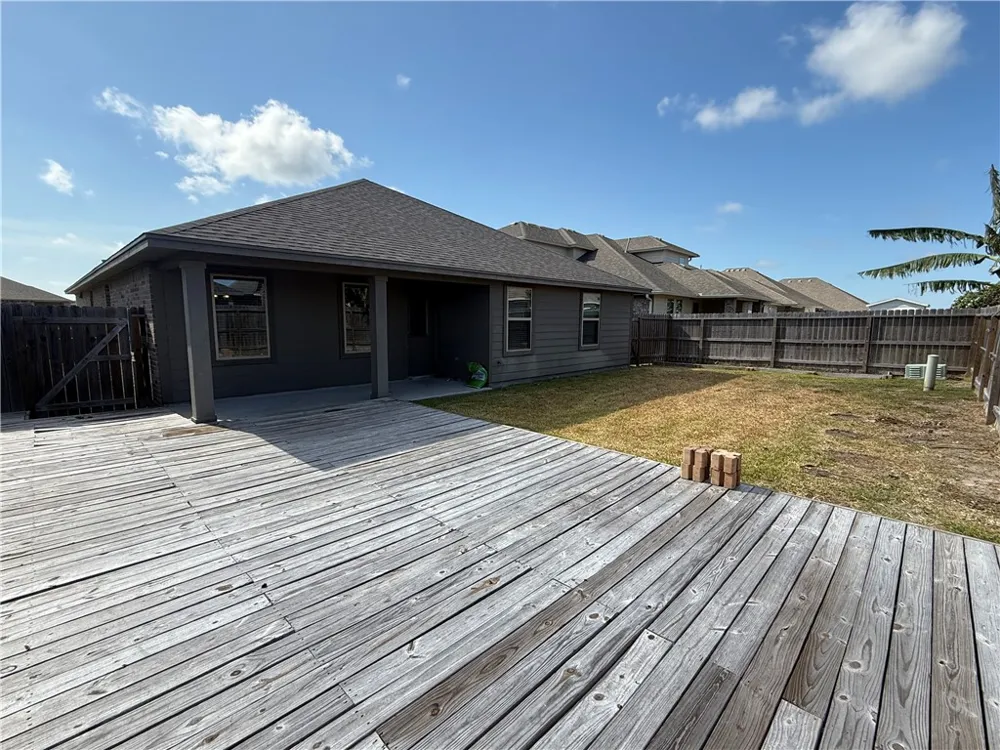 7909 Salais Drive Corpus Christi, TX 78414