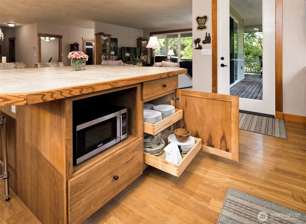 1010 SE Binns Swiger Loop Road Shelton, WA 98584