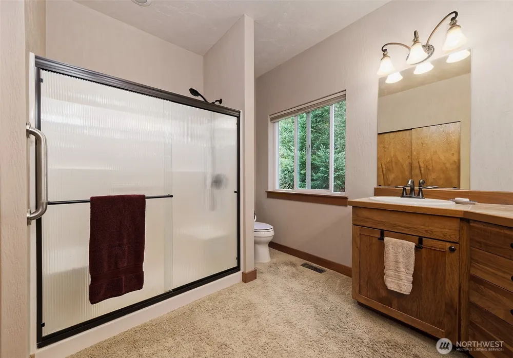 1010 SE Binns Swiger Loop Road Shelton, WA 98584