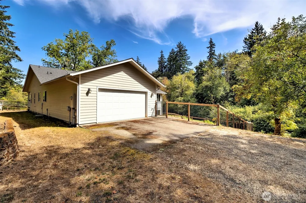 1010 SE Binns Swiger Loop Road Shelton, WA 98584