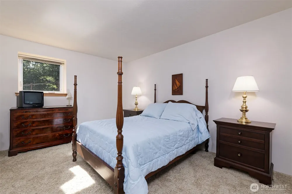 1010 SE Binns Swiger Loop Road Shelton, WA 98584