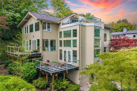 4290 Shoreclub Drive