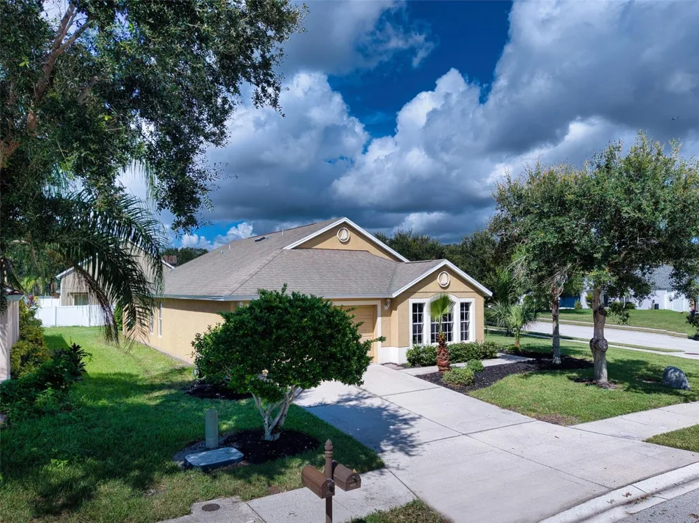 5231 119TH TERRACE E Parrish, FL 34219