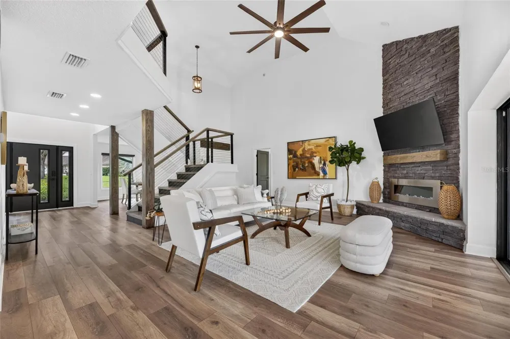 104 BARRINGTON DRIVE Brandon, FL 33511