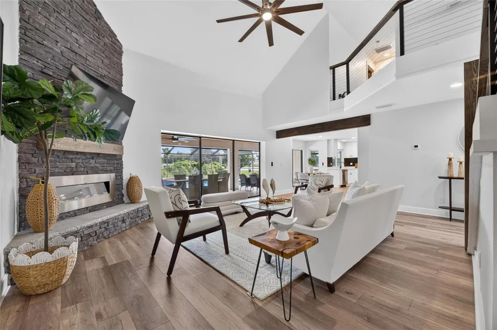 104 BARRINGTON DRIVE Brandon, FL 33511