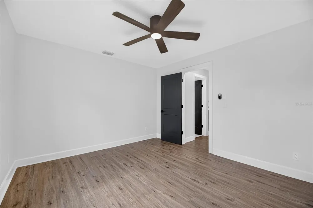 104 BARRINGTON DRIVE Brandon, FL 33511