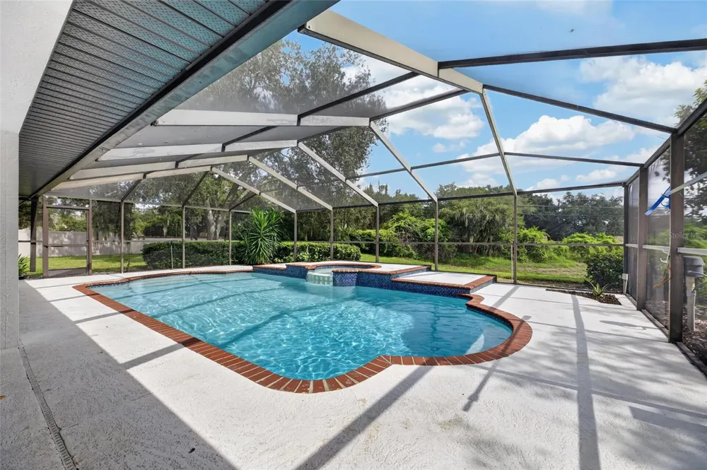 104 BARRINGTON DRIVE Brandon, FL 33511