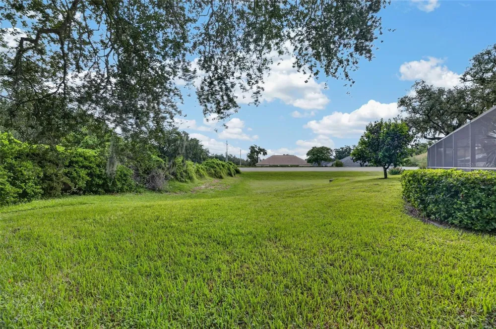 104 BARRINGTON DRIVE Brandon, FL 33511