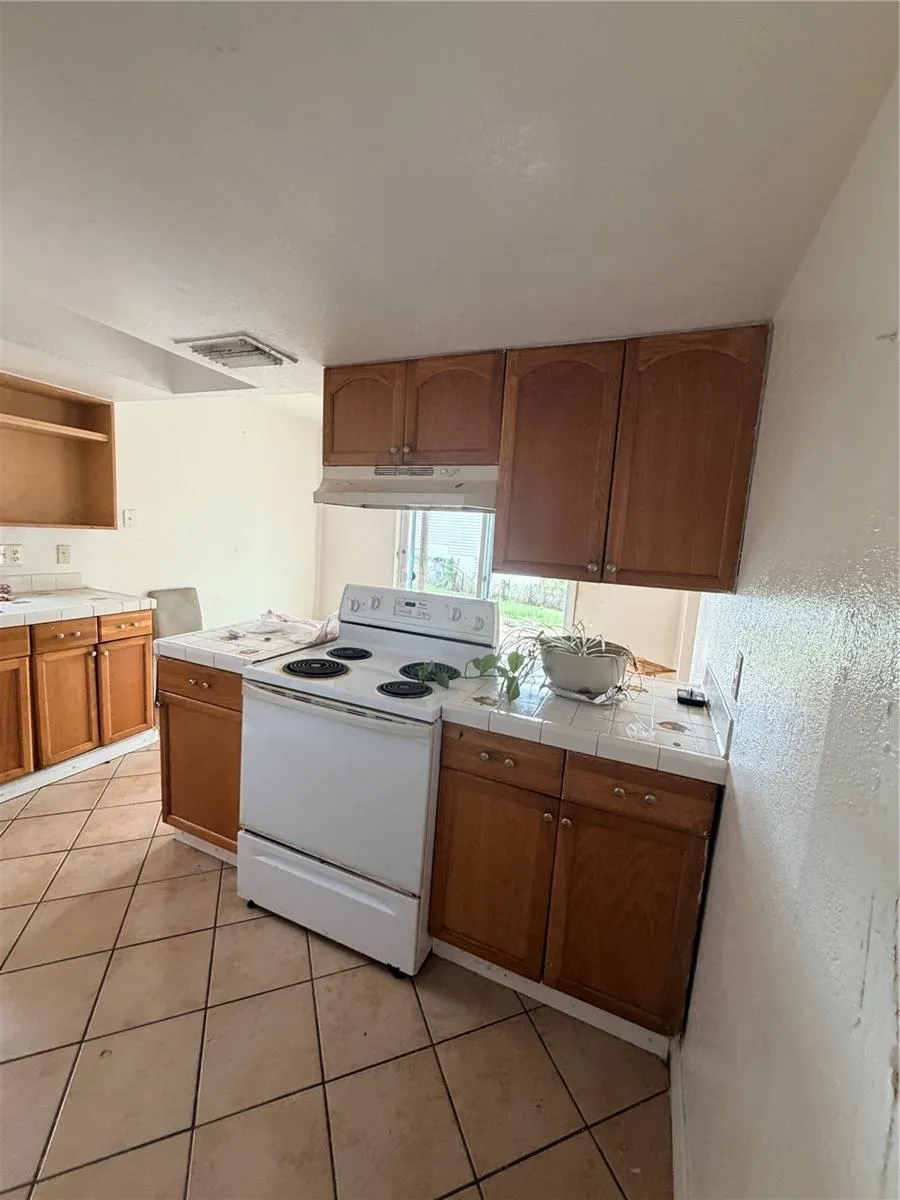 514 GREENVIEW TERRACE #A Lake Wales, FL 33853
