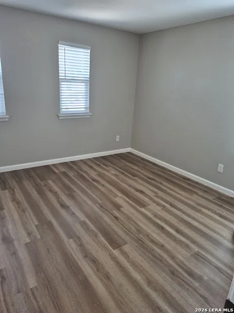 1323 Hawk Ct San Antonio, TX 78245