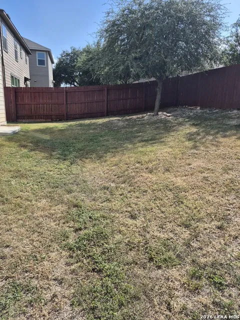 1323 Hawk Ct San Antonio, TX 78245