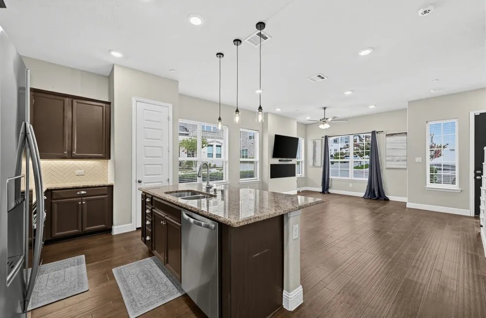 4429 Grady Lane Carrollton, TX 75010