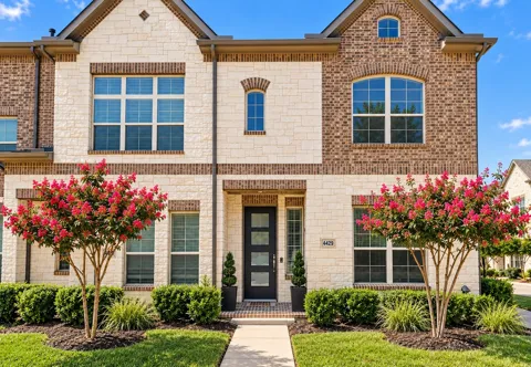 4429 Grady Lane