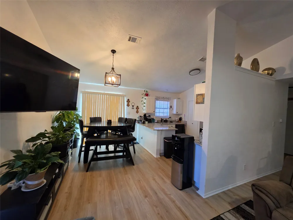 9420 Dumfries Drive Dallas, TX 75227