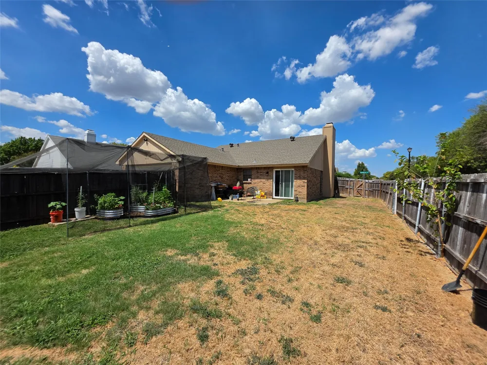9420 Dumfries Drive Dallas, TX 75227