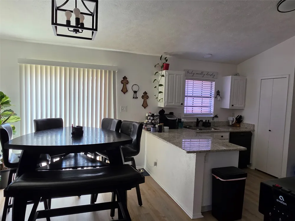 9420 Dumfries Drive Dallas, TX 75227