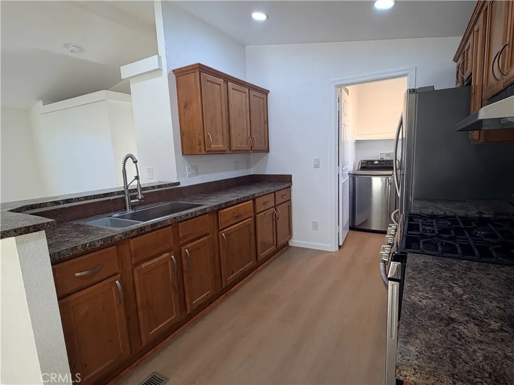 1931 E Meats Avenue #5 Orange, CA 92865